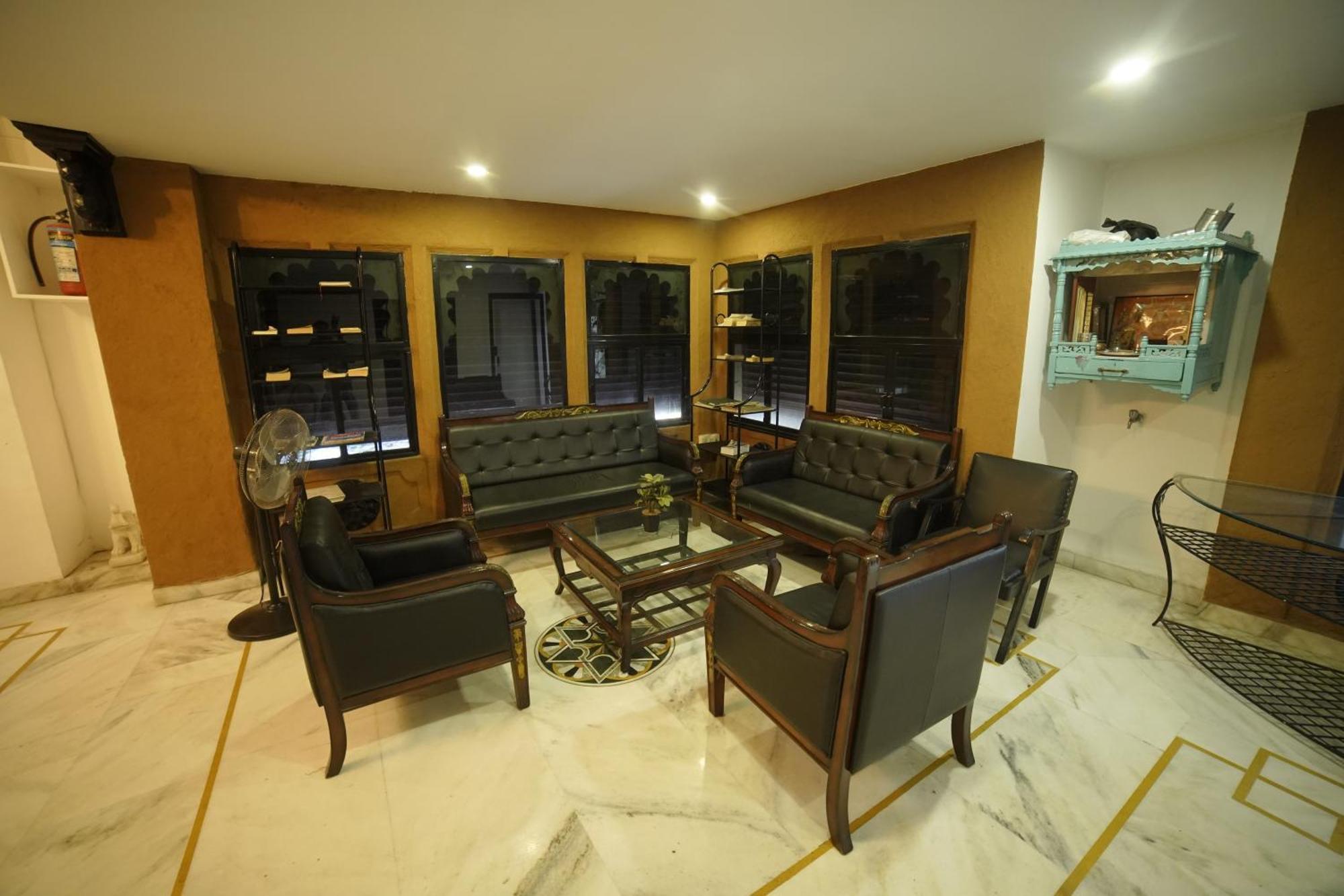 Hotel Udai Niwas By The Lake Udaipur Exterior foto